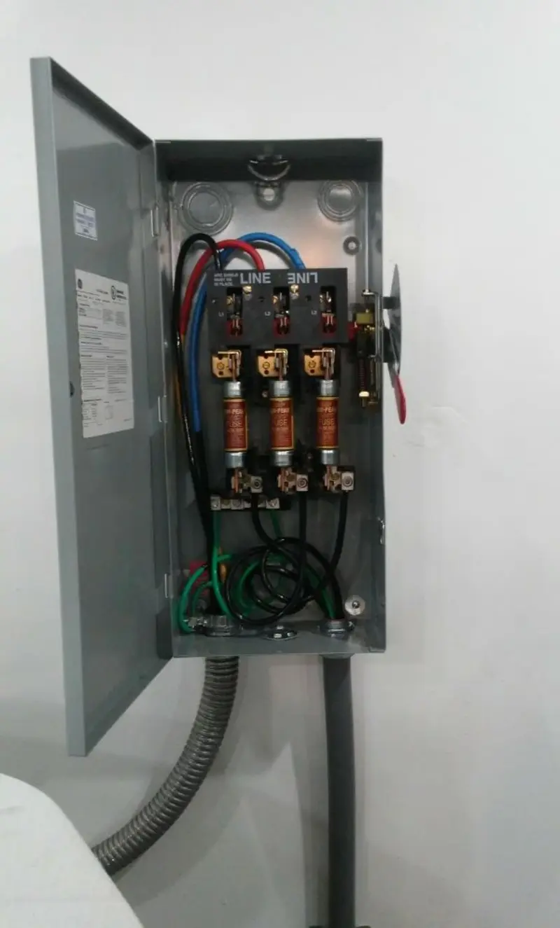 Three-phase disconnect switch installed for Electrical Wiring & Rewiring in Greenbrier